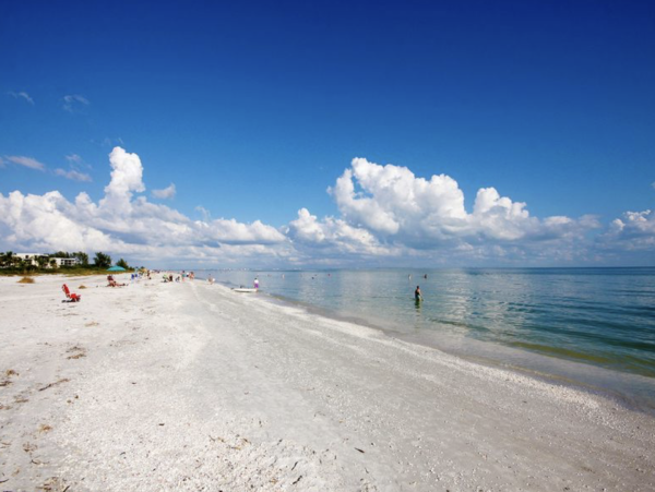 Sanibel Isand Three Bedroom Rental Condo Pool Tennis
